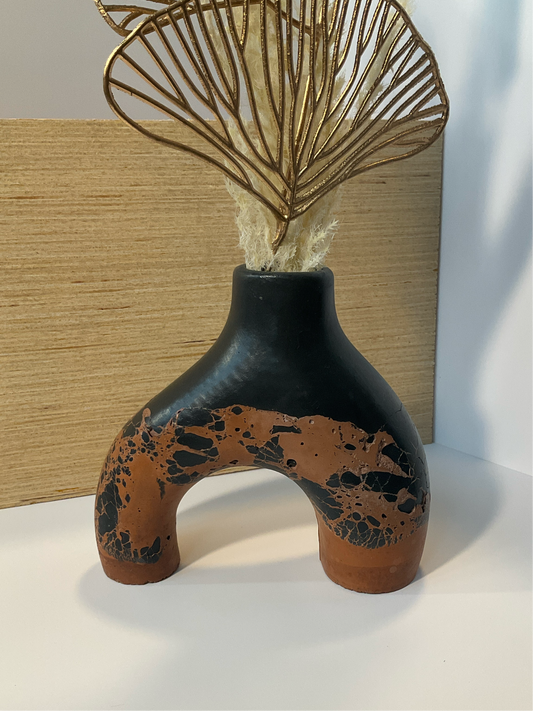 Arches Vase